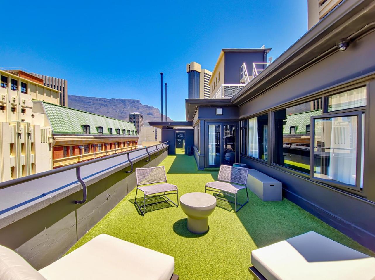 Blackbrick Cape Town Foreshore Bagian luar foto